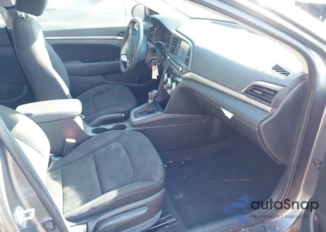 2019 Hyundai Elantra Sel z USA, uszkodzony, nr VIN 5NPD84LF9KH478862